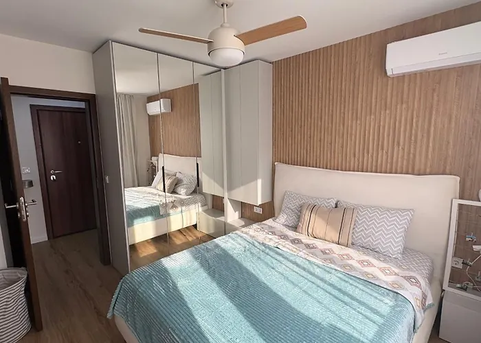 Comfort In - Modern, Bright By Flat Mаnаger Apartment